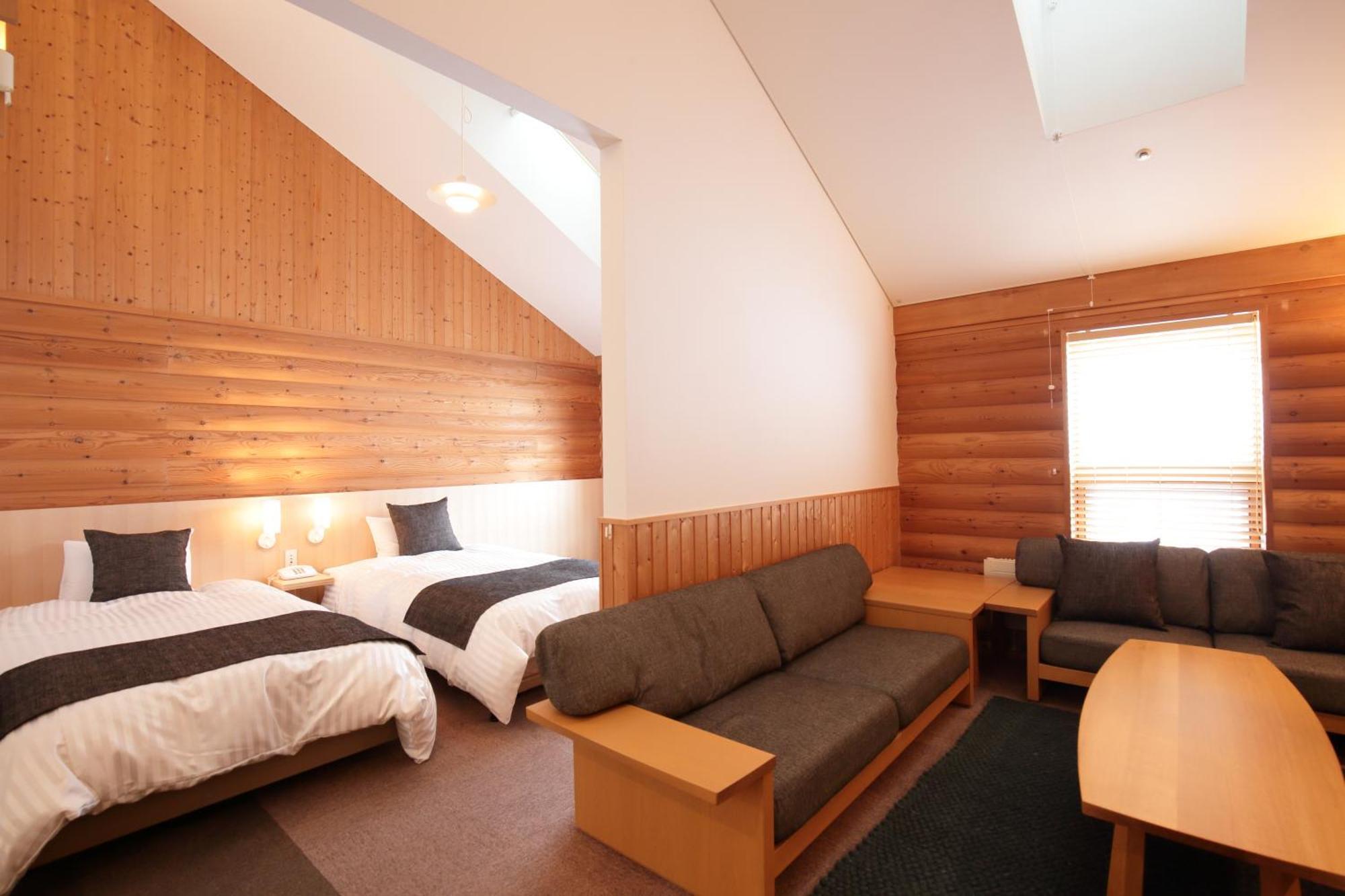 Log Hotel The Maple Lodge Iwamizawa Exteriör bild